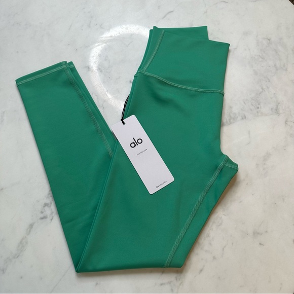 Alo Yoga 7/8 High Waist Airlift Legging - Lettuce